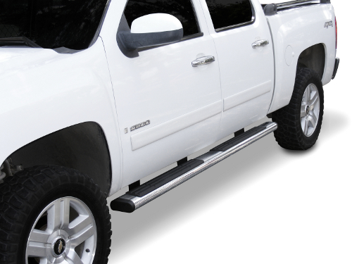 Use Nerf Bars to Improve Your Truck’s Safety